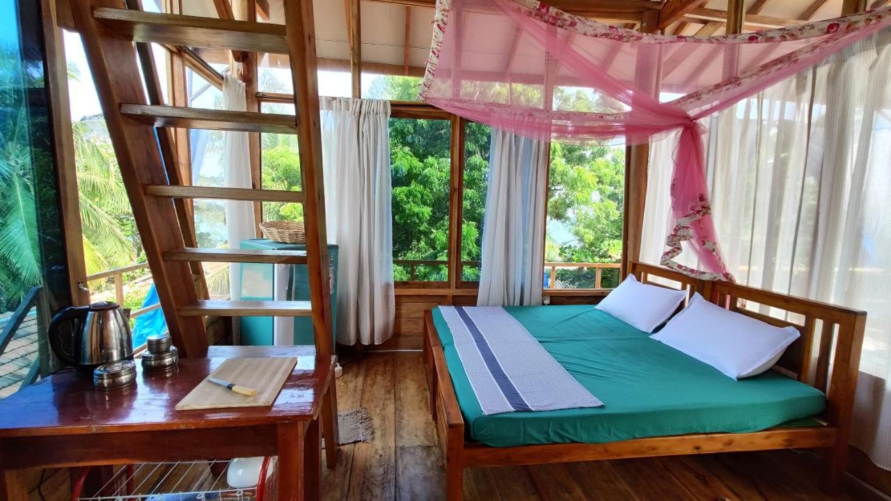 Surf Beach Hotel Arugam Kudah Eksteriør bilde