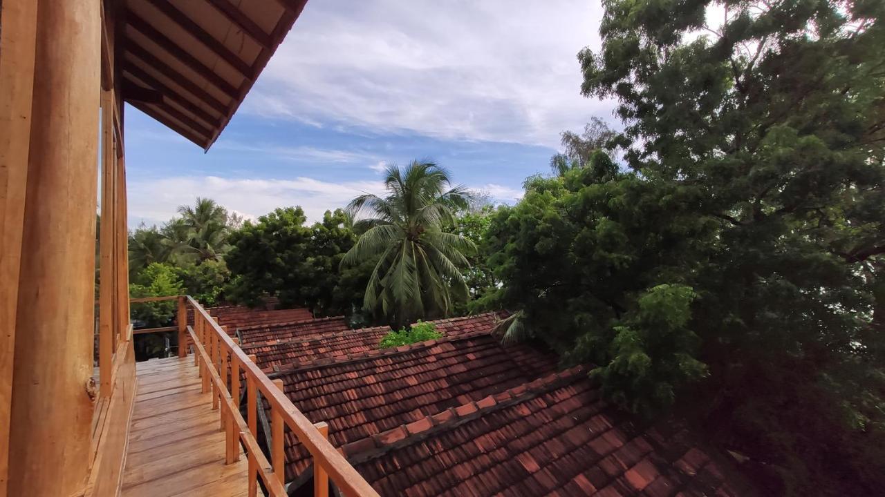 Surf Beach Hotel Arugam Kudah Eksteriør bilde