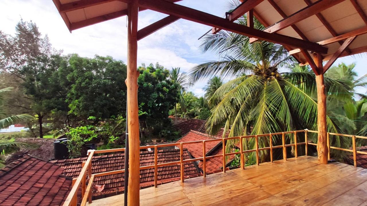 Surf Beach Hotel Arugam Kudah Eksteriør bilde
