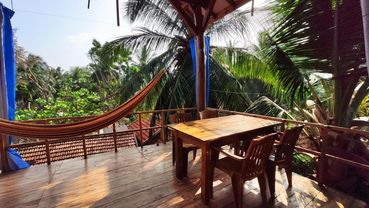 Surf Beach Hotel Arugam Kudah Eksteriør bilde