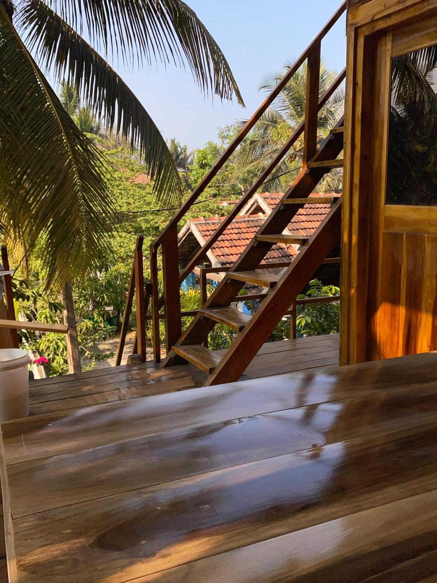 Surf Beach Hotel Arugam Kudah Eksteriør bilde