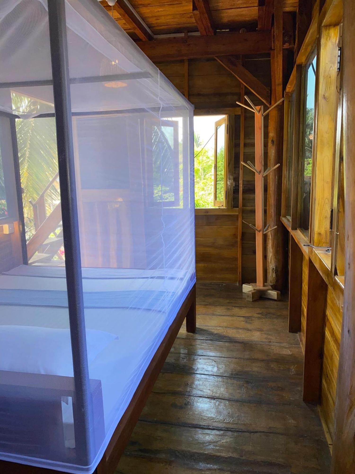 Surf Beach Hotel Arugam Kudah Eksteriør bilde